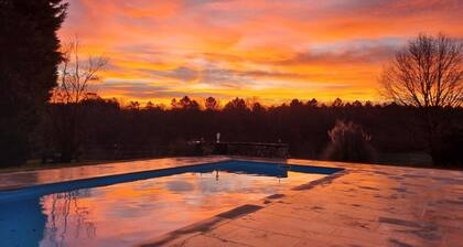 Charming gite in the heart of the Périgord Noir and the countryside