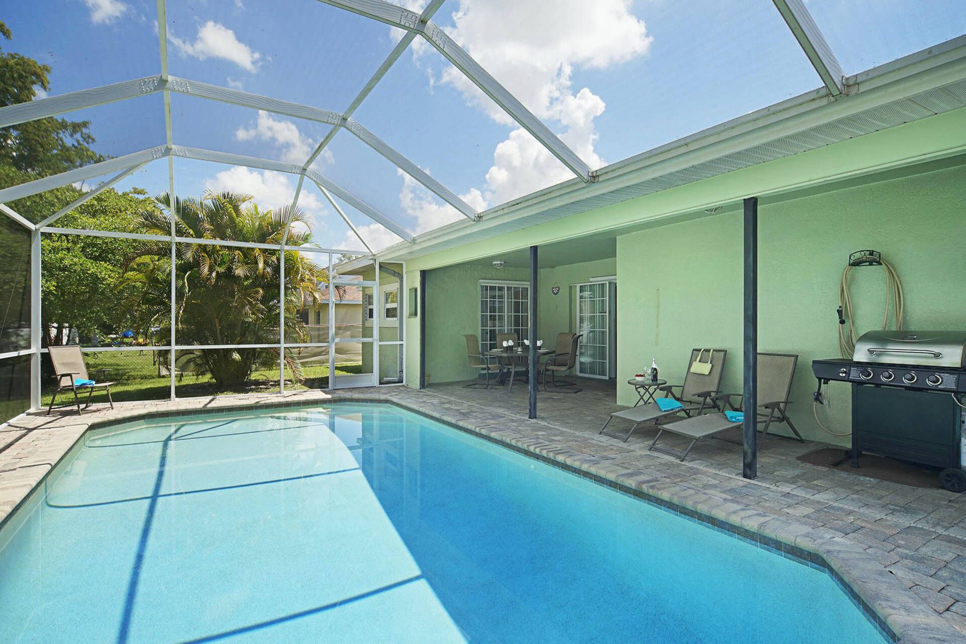 Villa Home Sweet Home - electrically heated Pool faces West