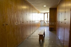 Interior - Bassiver - Edificio Marimaña (Baqueira)