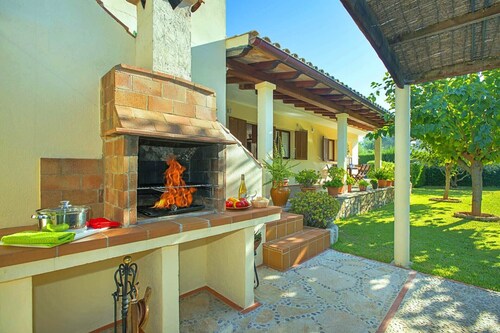 3 bedroom villa, with private pool and BBQ, Puerto Pollensa