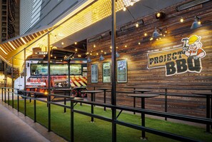 5 restaurants, breakfast, lunch, dinner served; Asian cuisine