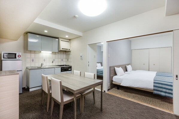 1 bedroom, desk, iron/ironing board, free WiFi