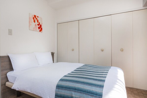 1 bedroom, desk, iron/ironing board, free WiFi