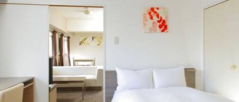 1 bedroom, desk, iron/ironing board, free WiFi