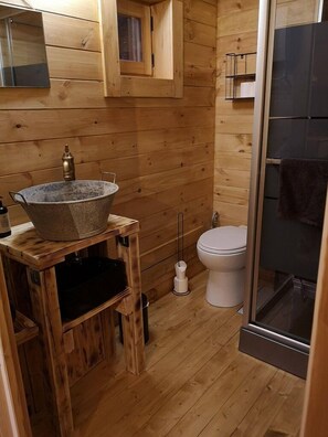 Shower, hair dryer, towels, toilet paper - Pachous Farm (Tourves)