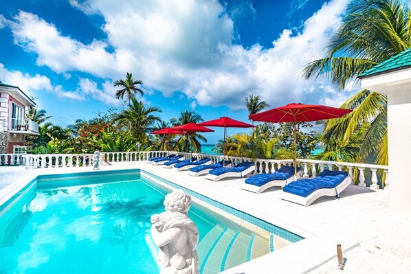 Outdoor pool - Panoramic Cottage at Love Beach - Pool (Nassau)