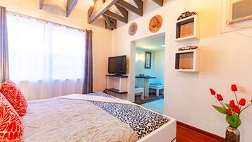Classic Room | Blackout drapes, free WiFi, bed sheets