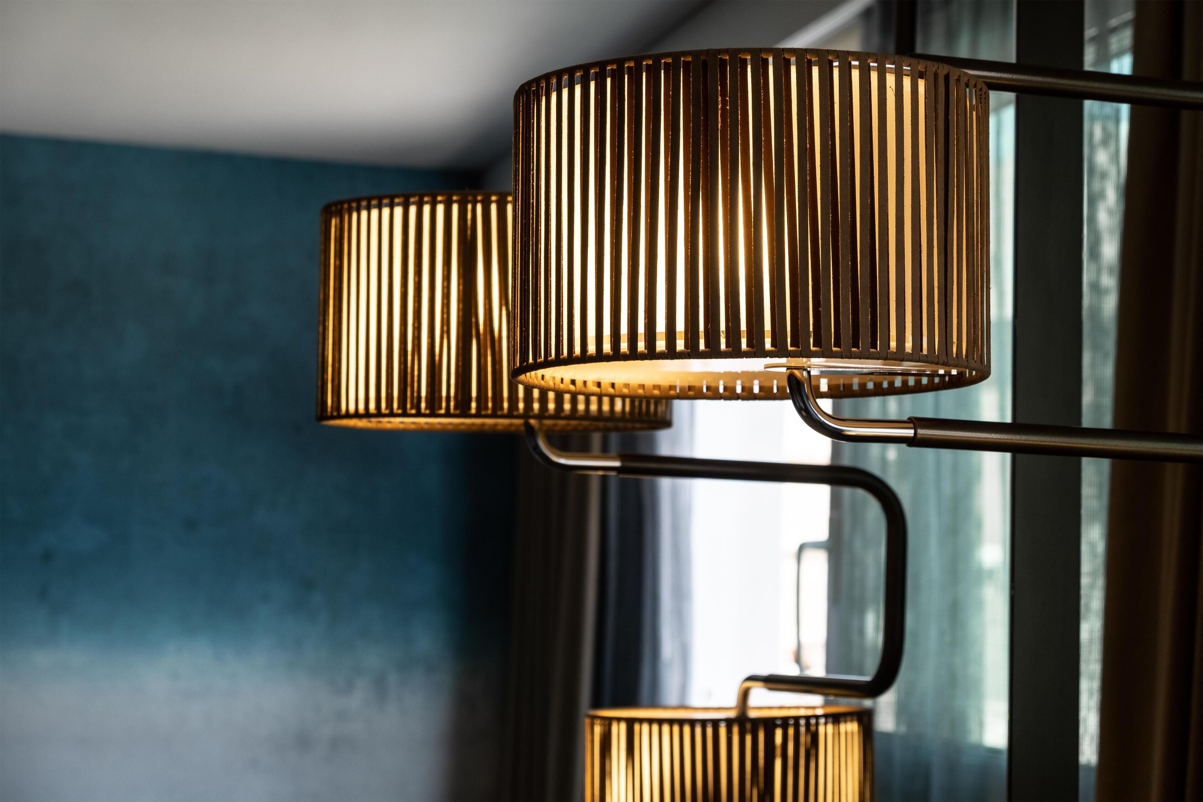 Minibar, Zimmersafe, Schreibtisch, laptopgeeigneter Arbeitsplatz