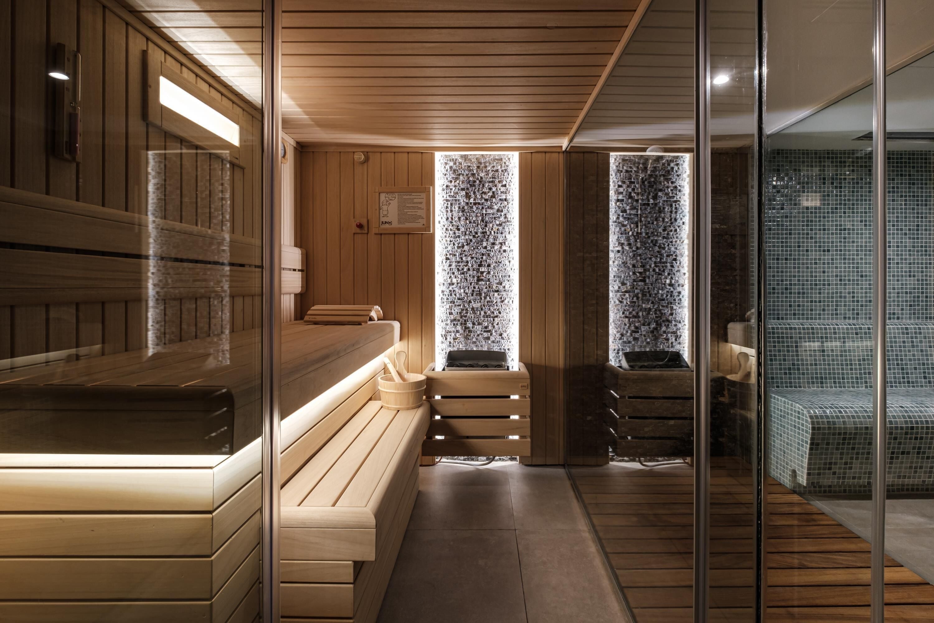 Sale per trattamenti di coppia, sauna, vasca idromassaggio