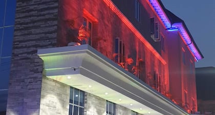 Exclusive Serene Hotel
