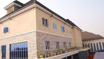 Bagian depan properti