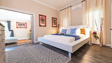 4 bedrooms, free WiFi, bed sheets