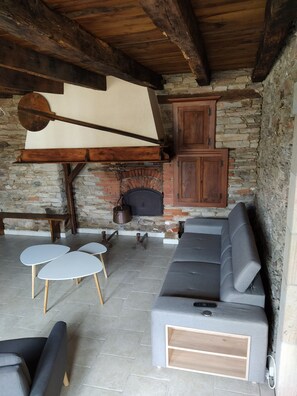 Fernseher