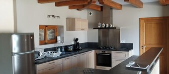 House combining old and new in Aveyron