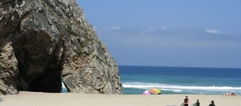 Typical Portuguese house between sea and mountains, ideal for hikers and surfers