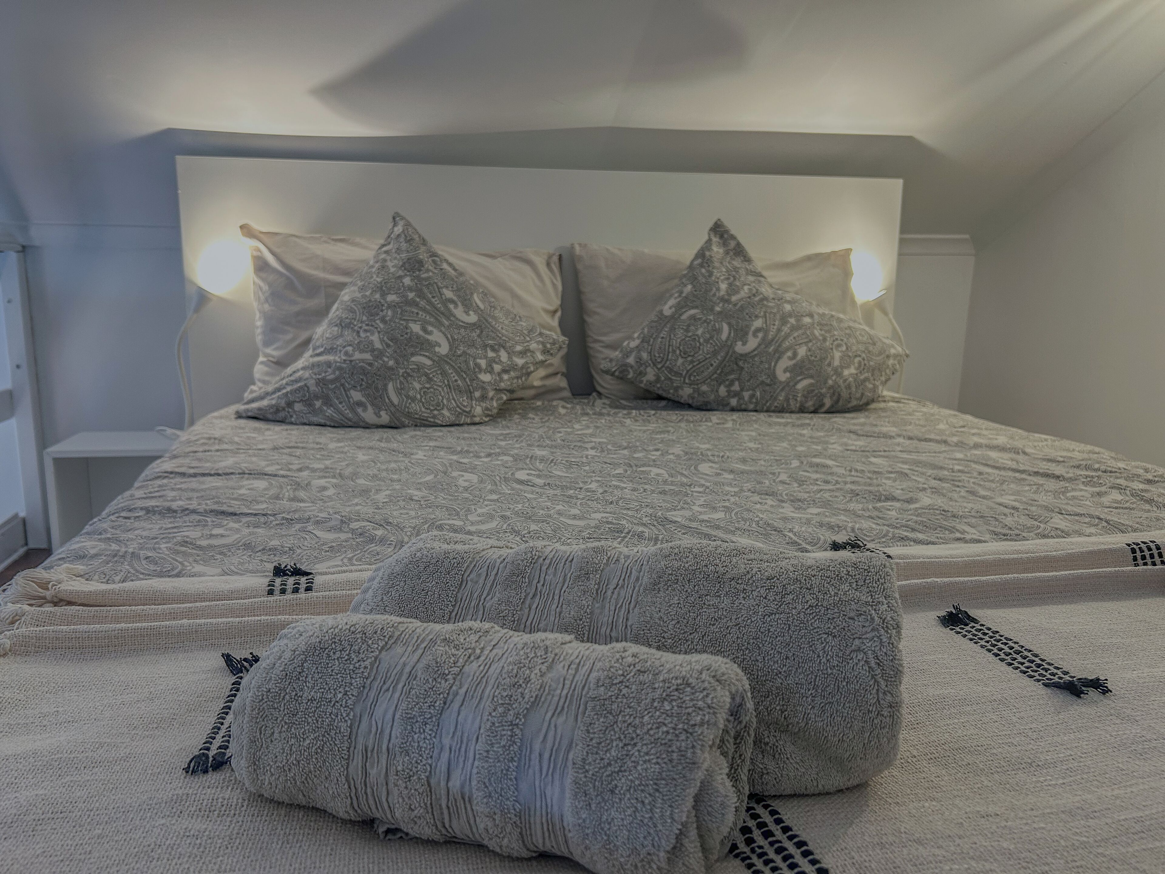 2 bedrooms, WiFi, bed sheets