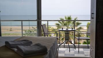 Classic Studio, Sea View, Sea Facing | Terrace/patio