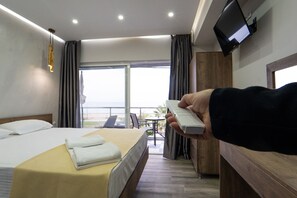 Chambre panoramique double, vue sur la mer | Draps en coton égyptien, literie de qualité