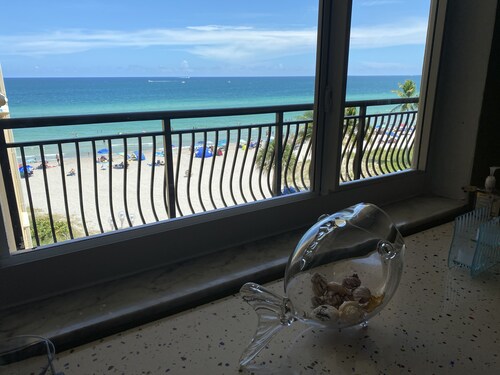 Beautiful And Private Oceanfront Condo Directly on Hollywood Beach Boardwalk
