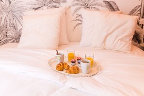1 chambre, fer et planche Ă repasser, Wi-Fi, draps fournis