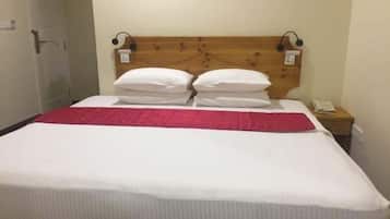 Hypo-allergenic bedding, free WiFi