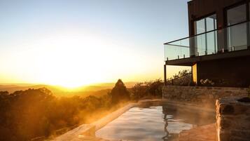 3 Außenpools, Liegestühle