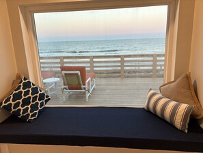 Interior - Direct Oceanfront Vilano Beach, Luxury Renovated Home, Sunrise Deck, Sleeps 7 (St. Augustine)