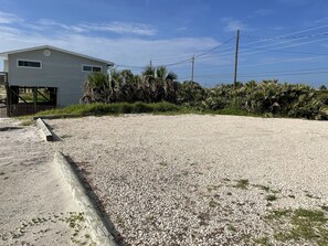 Property grounds - Direct Oceanfront Vilano Beach, Luxury Renovated Home, Sunrise Deck, Sleeps 7 (St. Augustine)