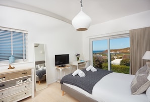 4 Schlafzimmer, Bügeleisen/Bügelbrett, Reisekinderbett, WLAN
