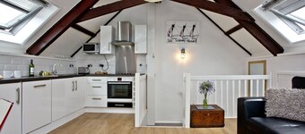 Anchor Cottage -  an apartment that sleeps 4 guests  in 1 bedroom