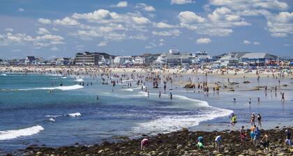 Oceanfront, private balcony with amazing panoramic views of Atlantic Ocean