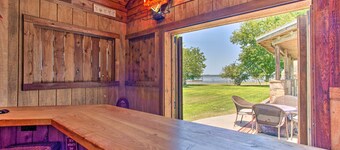 Lakefront Retreat w/ Pier, Bar Hut & Fireplace!