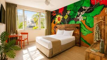 Comfort Double Room, 1 Queen Bed | Premium bedding, in-room safe, individually decorated