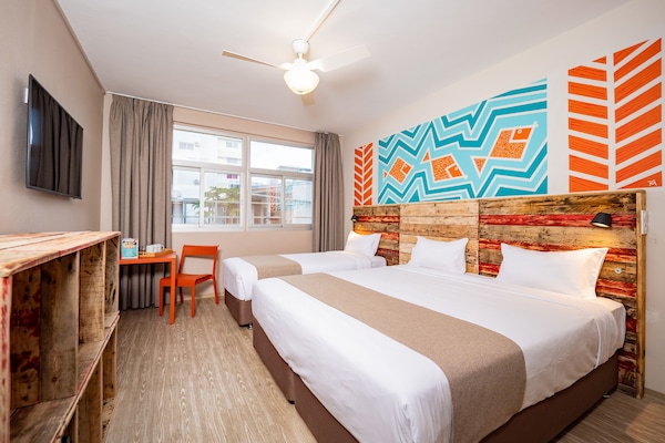 Standard King Room (103) | In-room safe, individually decorated, blackout drapes, free WiFi