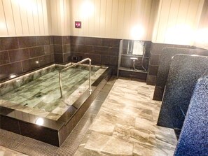 Baño termal público