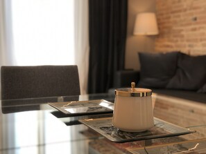 Interior - Bright penthouse with magnificent views, in the historic center convenient to the media! (Venice)