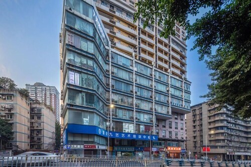 7 Days Inn Chongqing Shapingba High-speed Railway Station