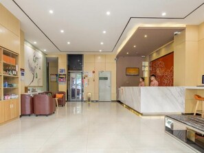 Lobby - 7 Days Premium (Shenzhen)