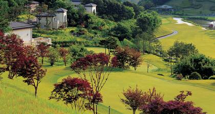 Crystal Valley CC - Golden Village