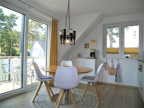 Unclassified image, 1 of 34, button