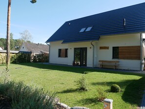 Exterior - Ferienwohnung Hubertus mit 2 Schlafzimmern und Balkon - Hubertus (Loddin)