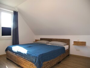 2 bedrooms, WiFi, bed sheets - Ferienwohnung Hubertus mit 2 Schlafzimmern und Balkon - Hubertus (Loddin)