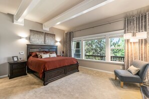 6 Schlafzimmer, Bügeleisen/Bügelbrett, Reisekinderbett, kostenloses WLAN
