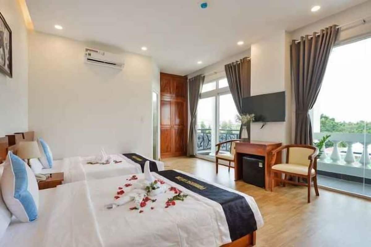 Premium bedding, memory foam beds, minibar, individually furnished