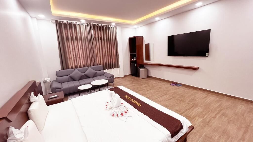 Ropa de cama de alta calidad, colchones con efecto memoria y minibar 