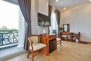 Family Room, Balcony | Room amenity - Paradise Cu Chi Hotel (Ho Chi Minh City)