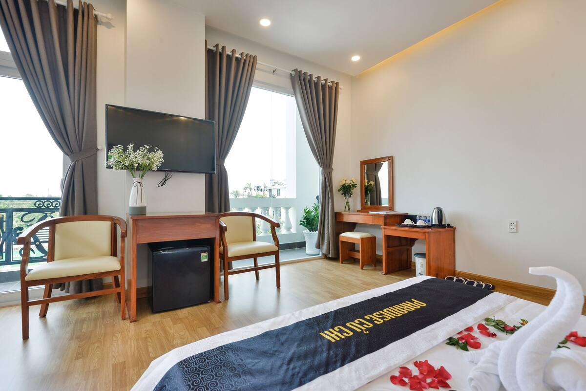 Ropa de cama de alta calidad, colchones viscoelásticos, minibar