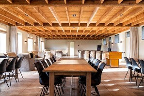 บ้านคอมฟอร์ท ('t LangStal) | ห้องรับประทานอาหาร
