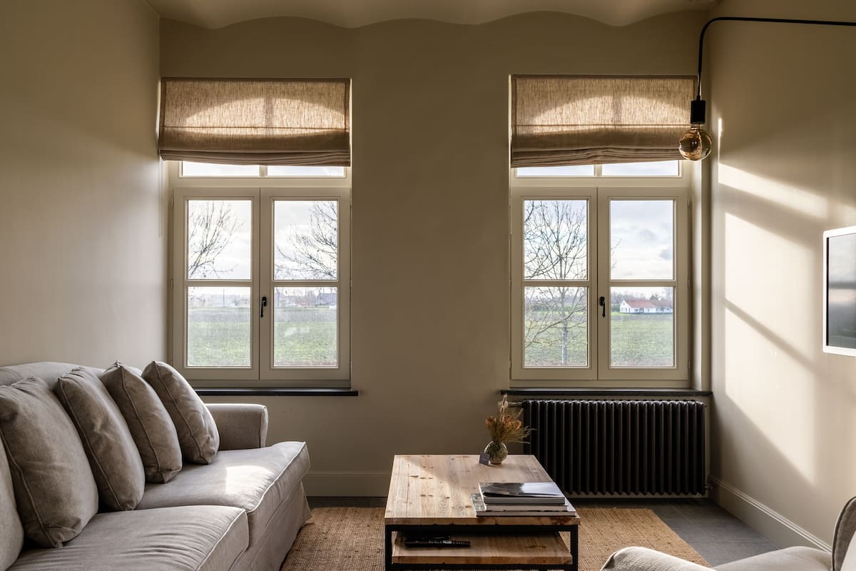 Comfort Apartment (Oosthoek) | Living room | 32-inch TV with digital channels