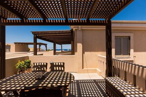 Outdoor dining - Alpinia Residence, Cozy & Charming (Crete)